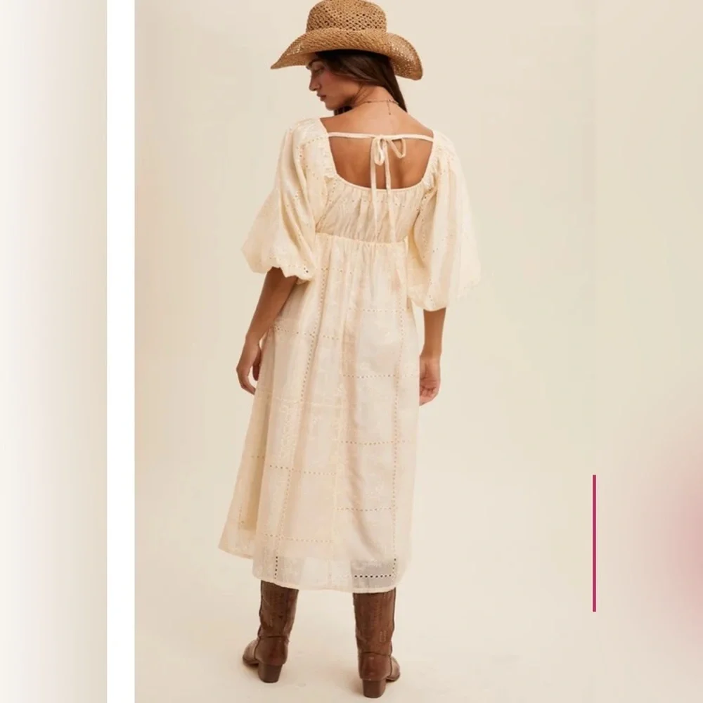Listicle Cream Twist-Front Cutout Puff Sleeve Eyelet Midi Dress Size Medium